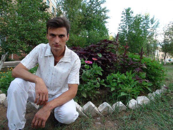 Денис Попов