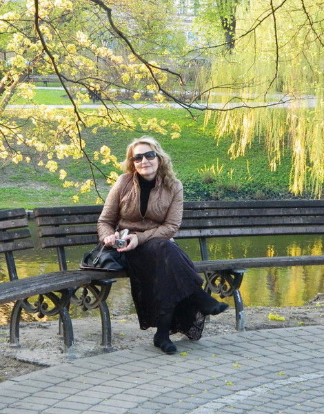 Людмила Азарова