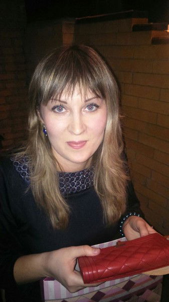 Елена Петерс