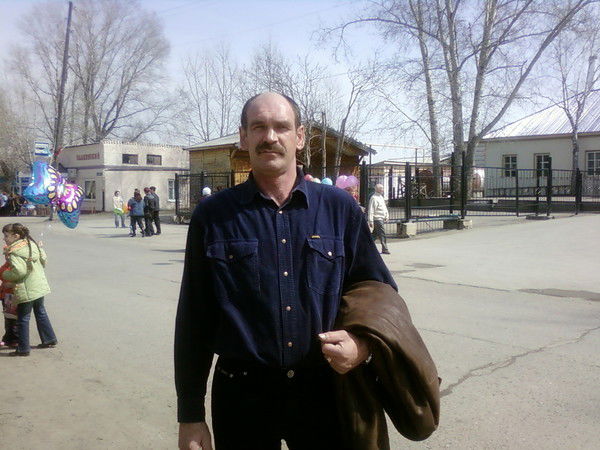 Юрий Лоецкий