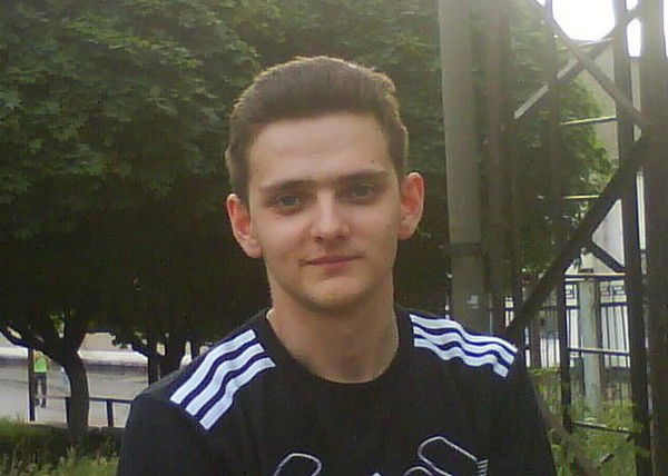 Михаил Ларин