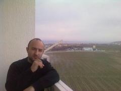 Руслан Оганезян