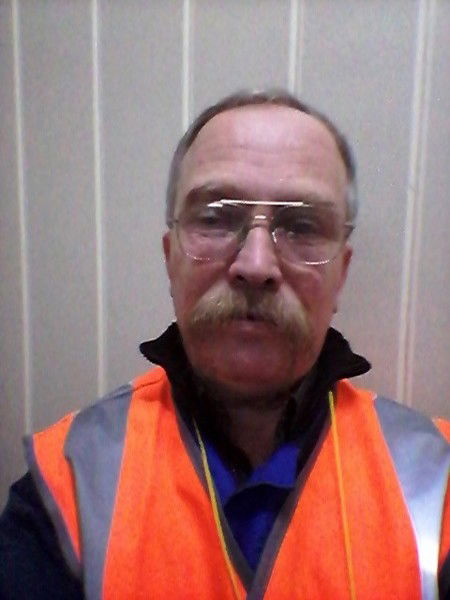 Леонид Петров