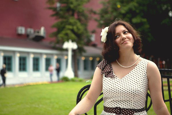 Юля Азарова