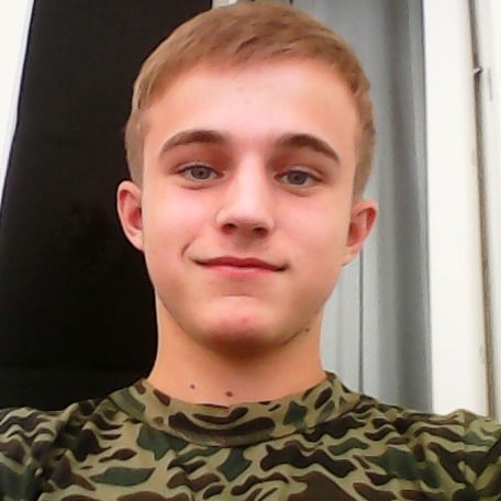 Илья Сайченко