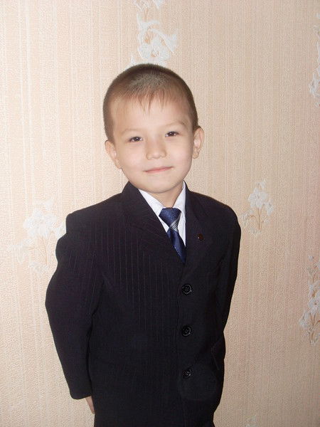 Есет Сериков