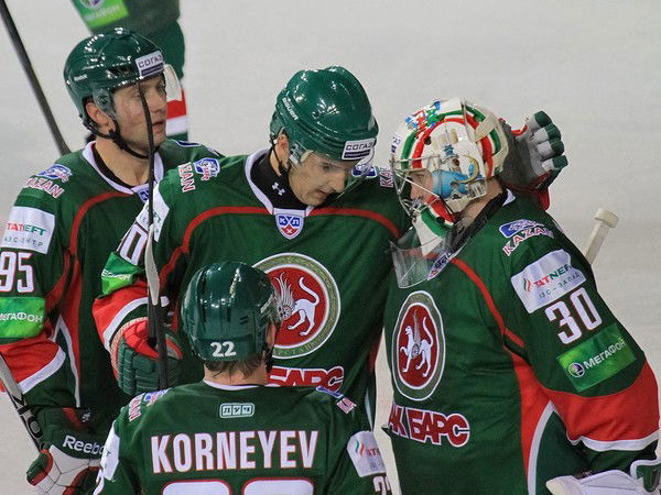 Динар Ильясов