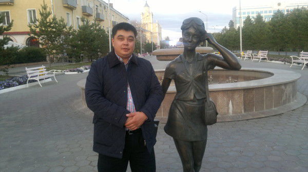 Серик Искаков