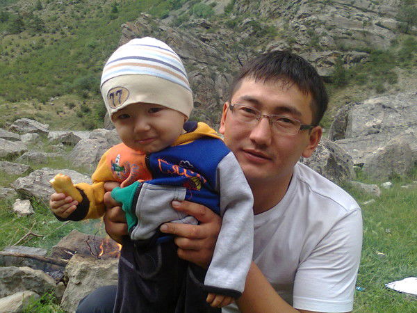 Абдилвосид Гапаров