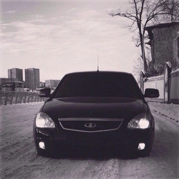 Влад Макаров