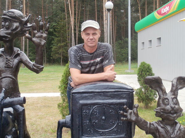 Геннадий Борис