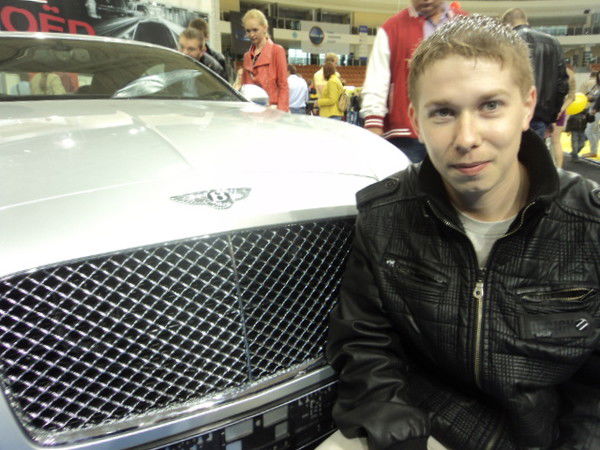 Женя Юхновец