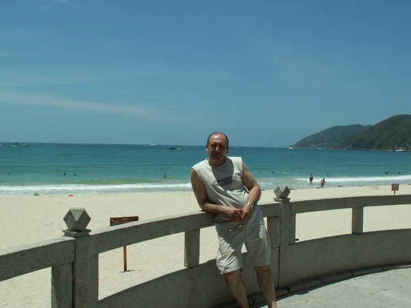 Александр Бондарев