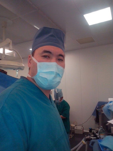 Манар Садвакасов