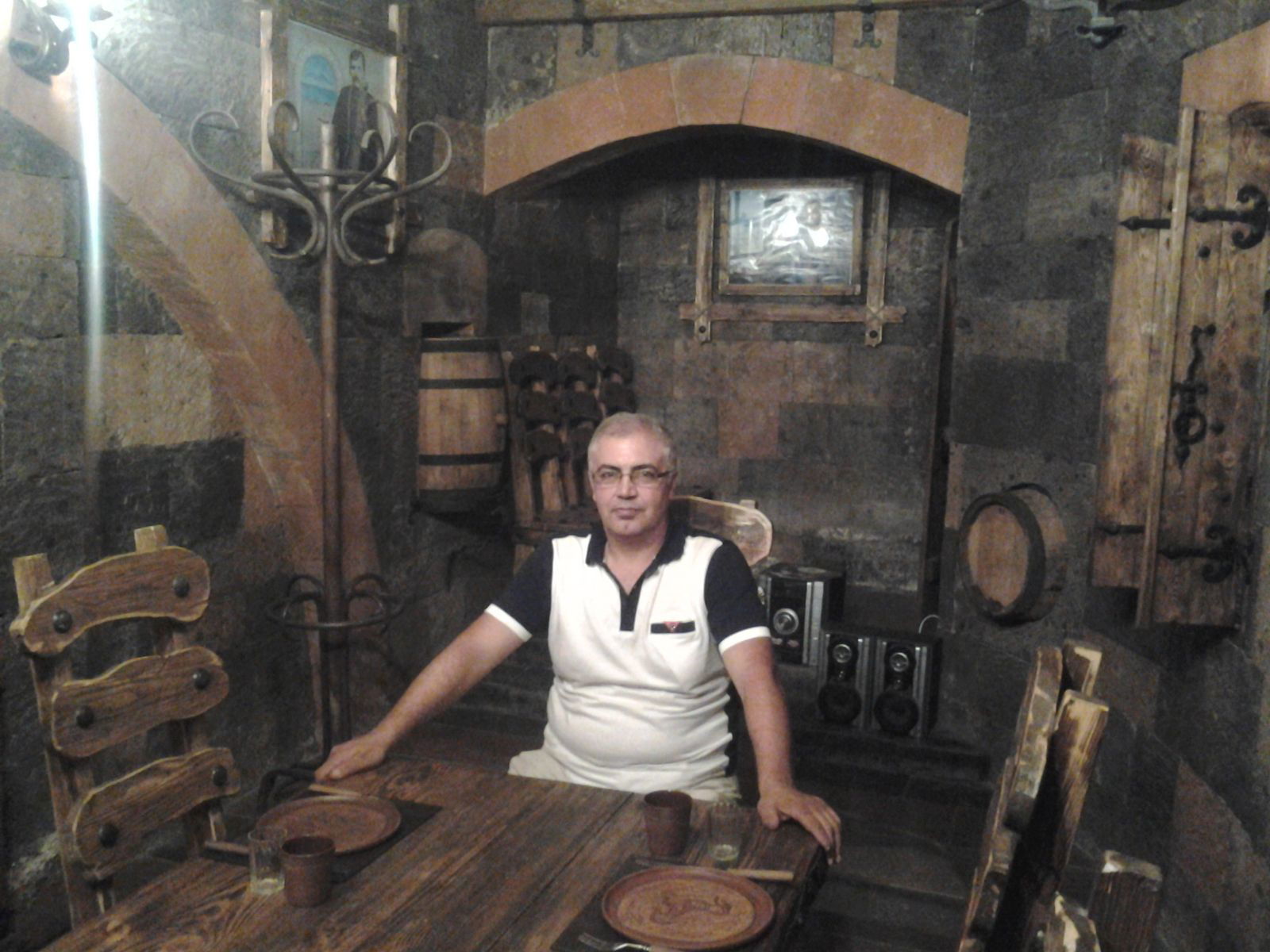 Армен Ароян