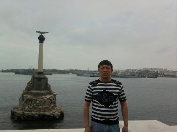 Уткур Хамидов