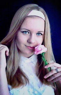 Алёна Олихвер