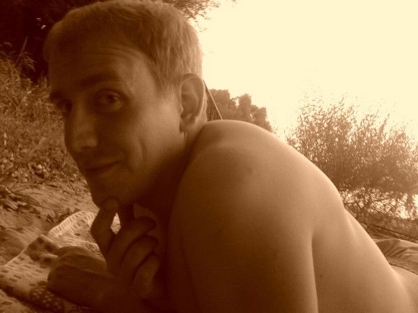 Александр Литвинов