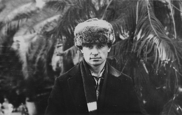 Александр Старков