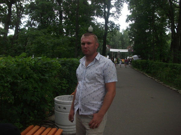 Дмитрий Манушкин