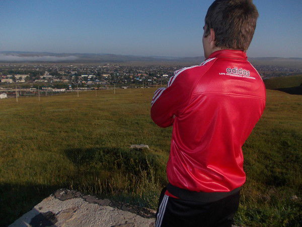 Анатолий Титов