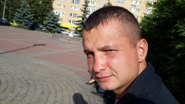 Александр Николаев