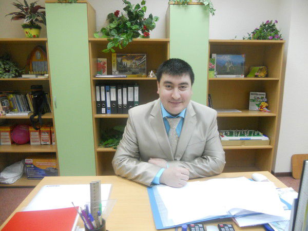 Алим Якубов