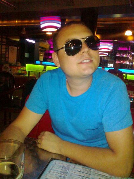 Паша Безносов