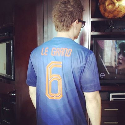 [ T ][ I ][ E ] [ 1 ][ 0 ][ 0 ]