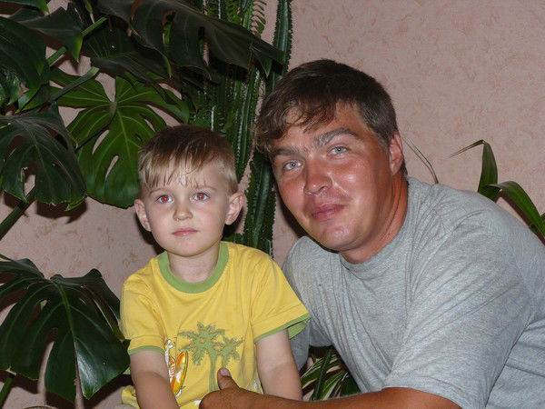 Михаил Иванов