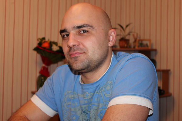 Андрей ********