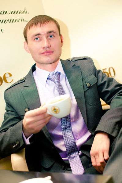 Анатолий Давыдов