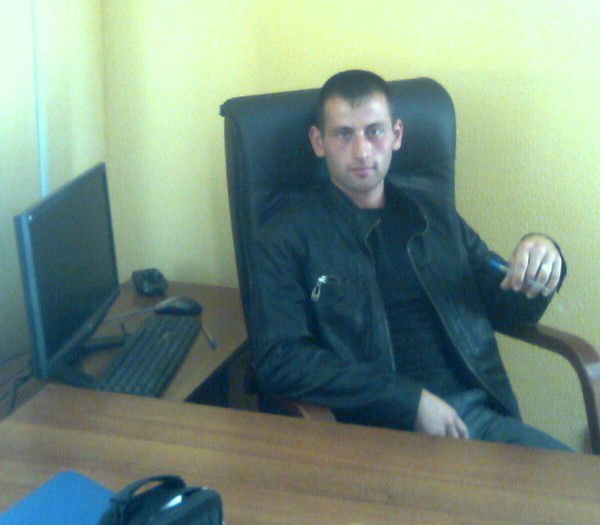 Владимир Попов