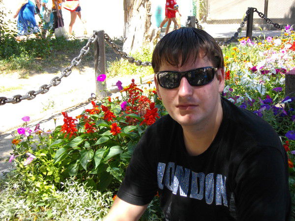 Олег Иванов