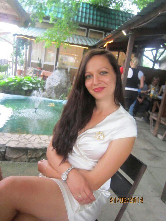 Анна Голошумова