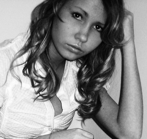 Маришка Крапивина