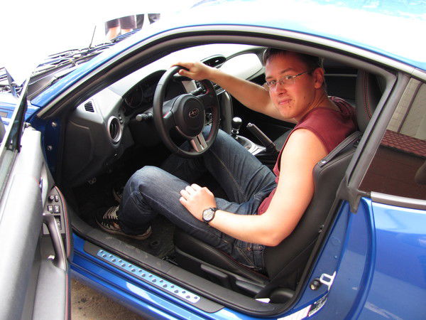 Антон Хмелёв