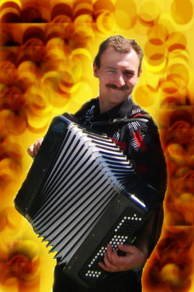 Игорь Новиков