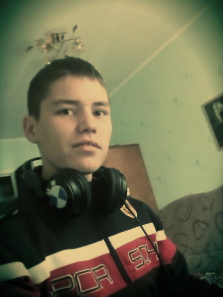 Евгений Мельник