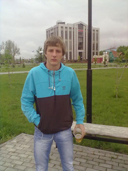 Толик Рябущенко