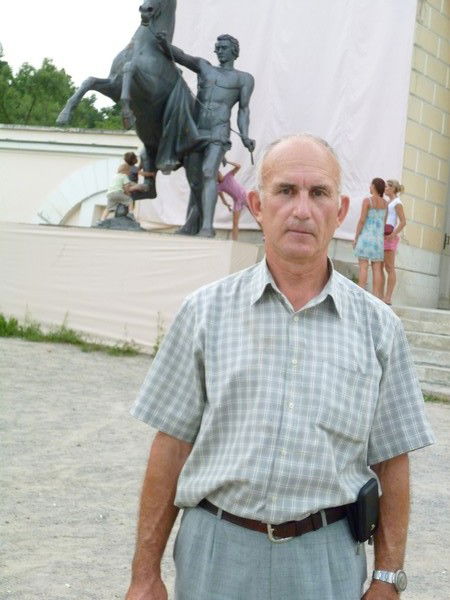 Валерий Олейник