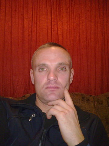 Андрей Гарин