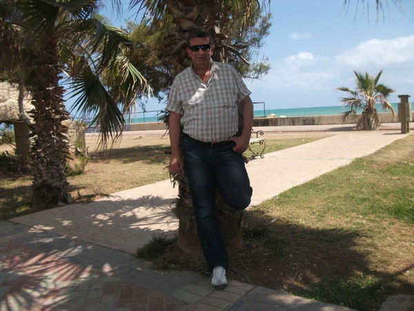 Айхан Гюноглу