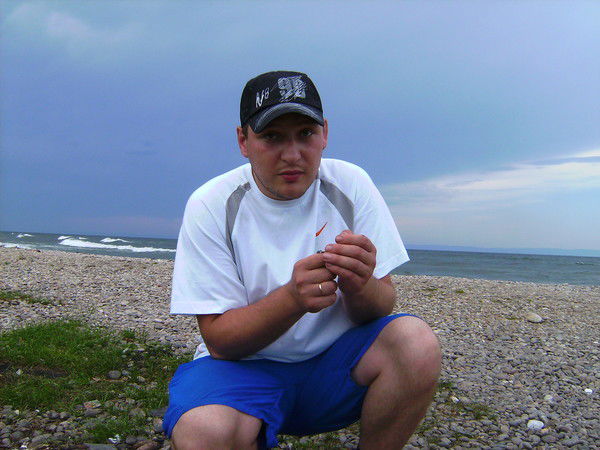 Паша Иванов