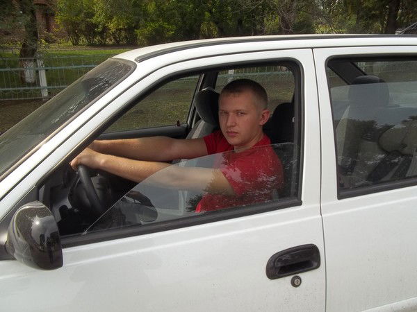 Костя Степанов