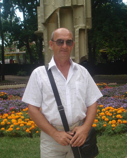 Павел Азаров