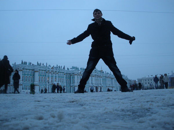 Данил Максименко