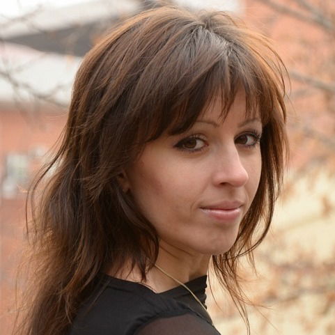 Юлия Сургуч