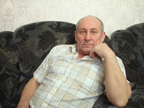 Евгений Сахаров