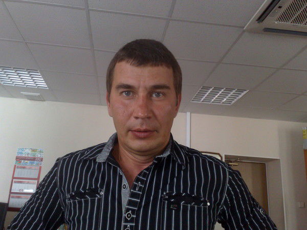 Василий Сухов